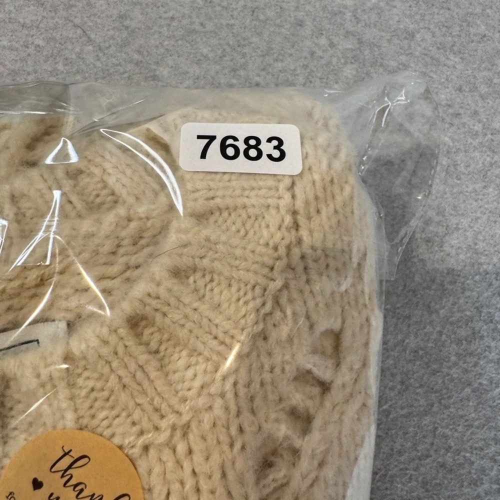 American Eagle Sweater Womens Small Ivory Oversized Wool Blend Cottagecore Boho - Picture 14 of 15